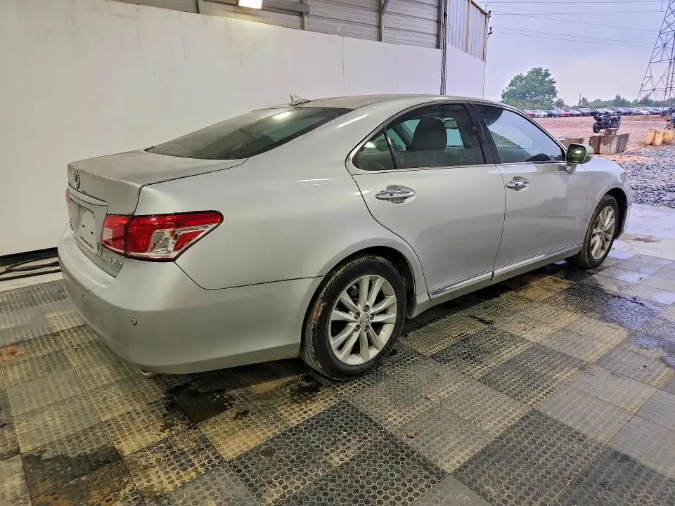2010 LEXUS ES 350  