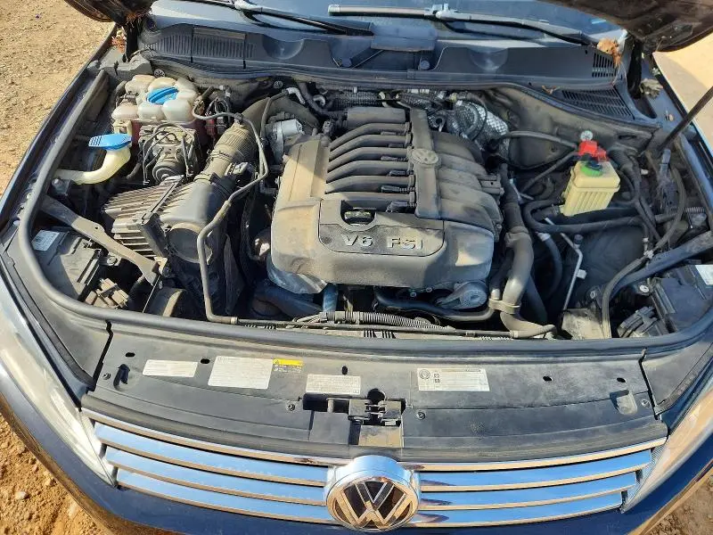 2017 VOLKSWAGEN TOUAREG WOLFSBURG  