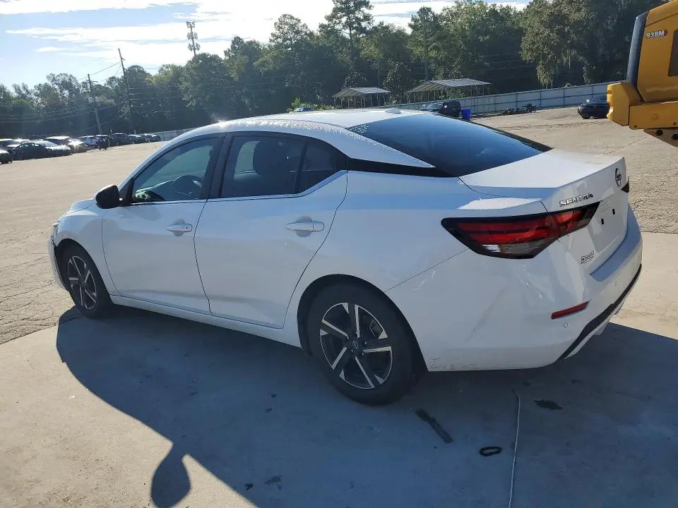 2024 NISSAN SENTRA SV  