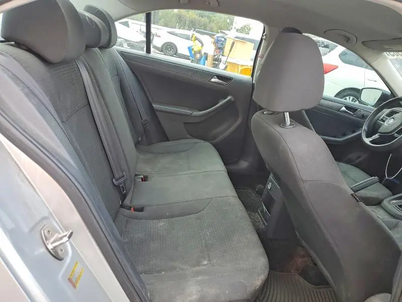 2015 VOLKSWAGEN JETTA BASE  