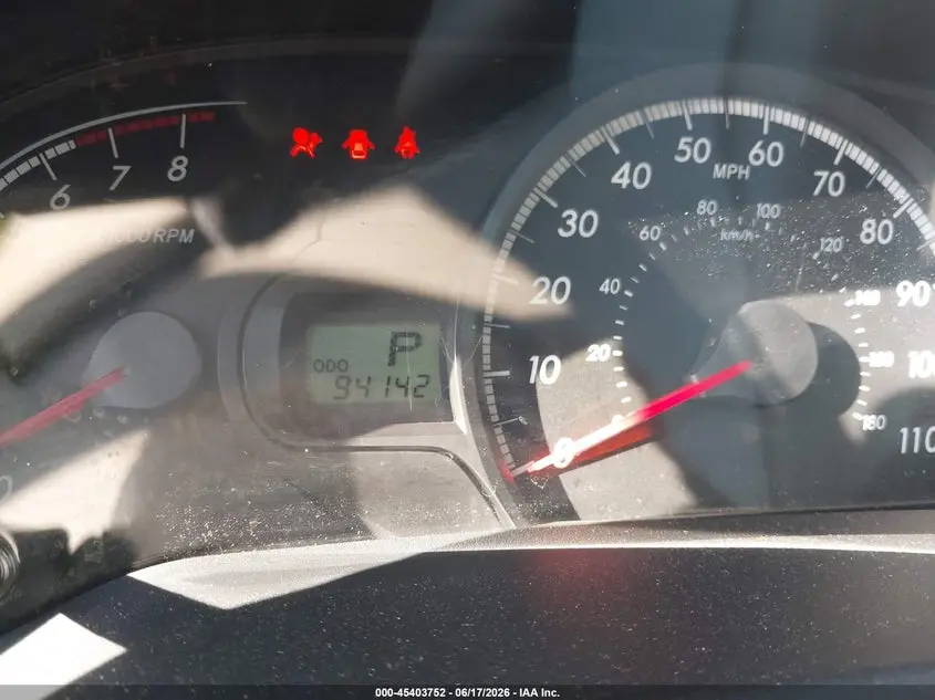 2013 TOYOTA SIENNA LE V6 8 PASSENGER