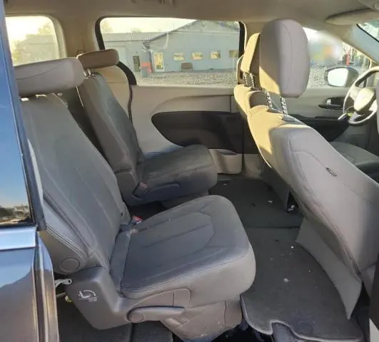 2017 CHRYSLER PACIFICA TOURING  