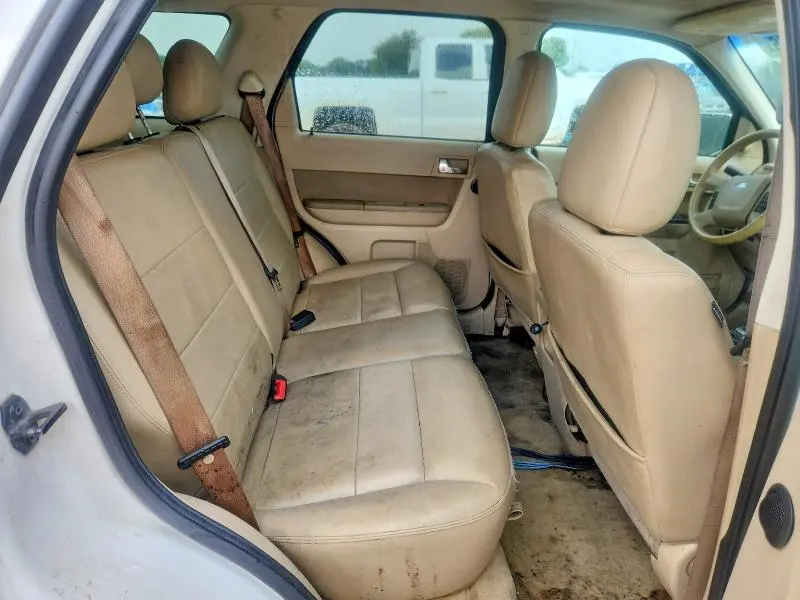 2011 FORD ESCAPE LIMITED  