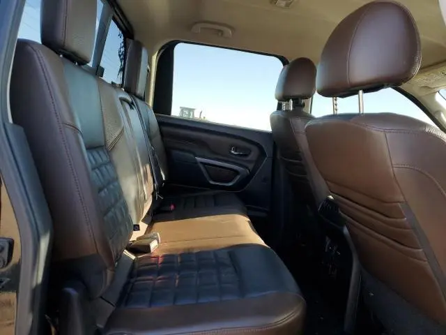 2016 NISSAN TITAN XD SL  