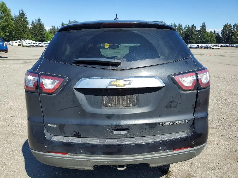 2015 CHEVROLET TRAVERSE LT  
