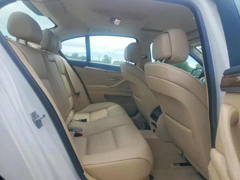 2013 BMW 528 XI  