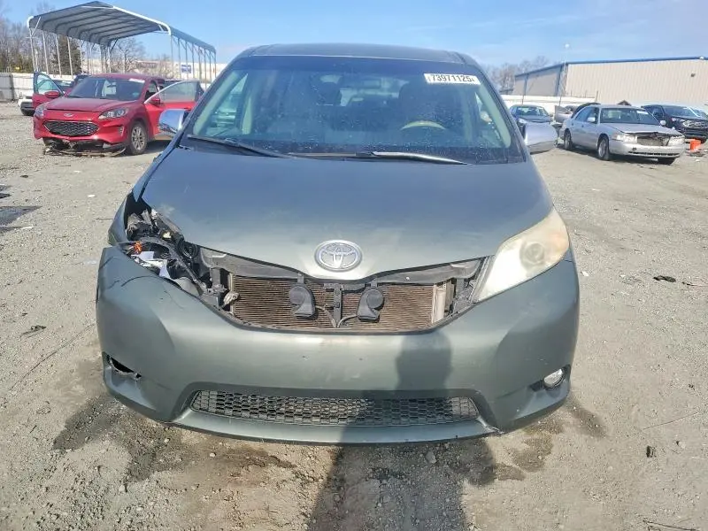 2011 TOYOTA SIENNA BASE 7-PASSENGER  