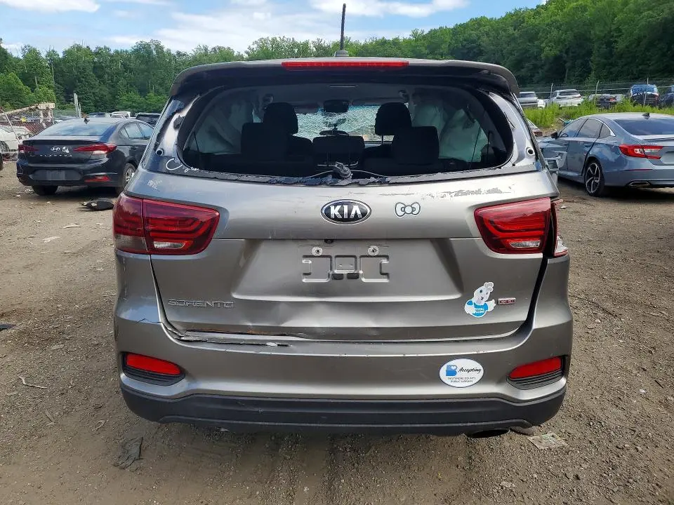 2019 KIA SORENTO LX  