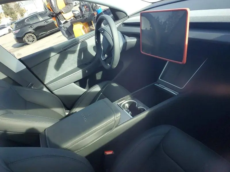 2026 TESLA MODEL Y   