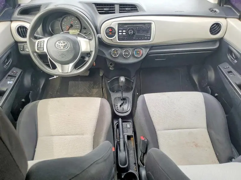 2013 TOYOTA YARIS 3-DOOR LE  