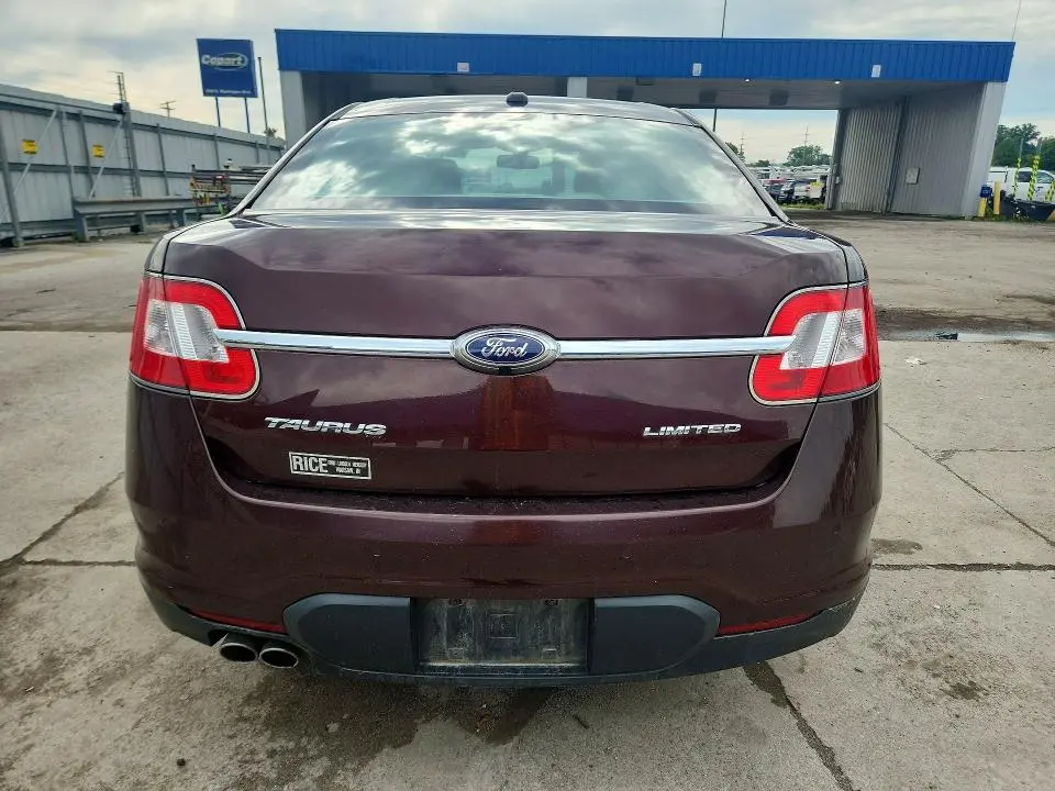 2010 FORD TAURUS LIMITED  