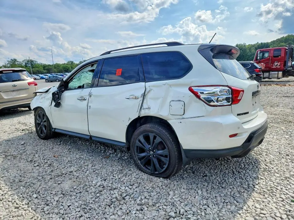 2018 NISSAN PATHFINDER SL  