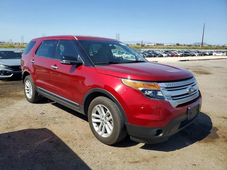 2015 FORD EXPLORER XLT  