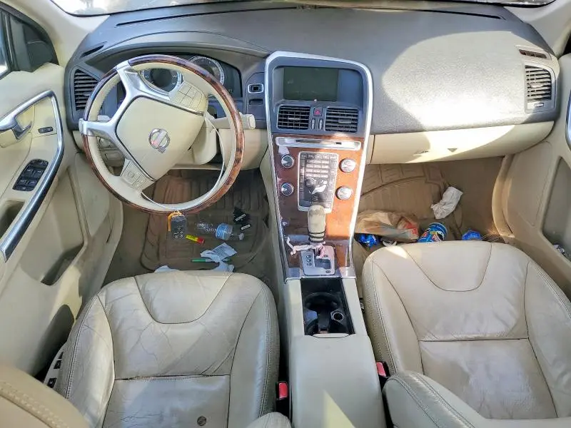 2012 VOLVO XC60 3.2  