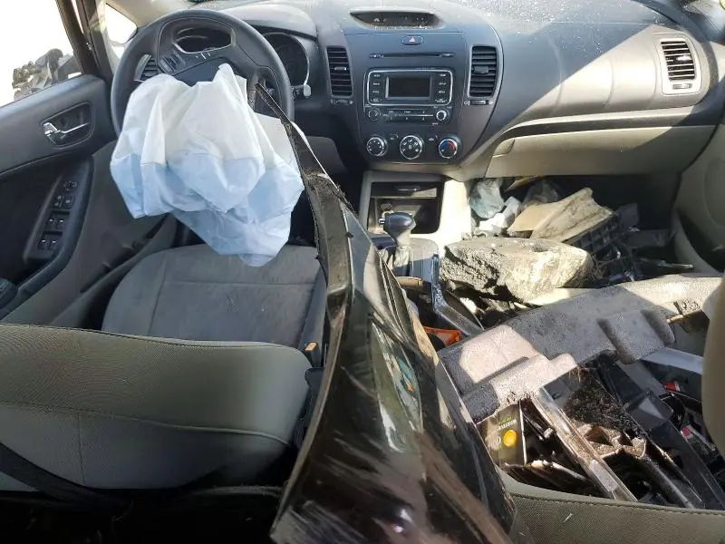2015 KIA FORTE LX  