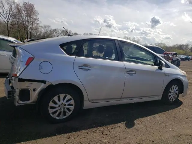 2013 TOYOTA PRIUS PLUG-IN   