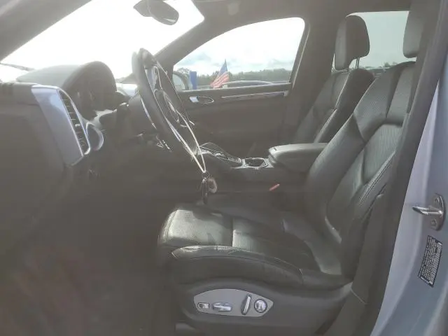 2017 PORSCHE CAYENNE   
