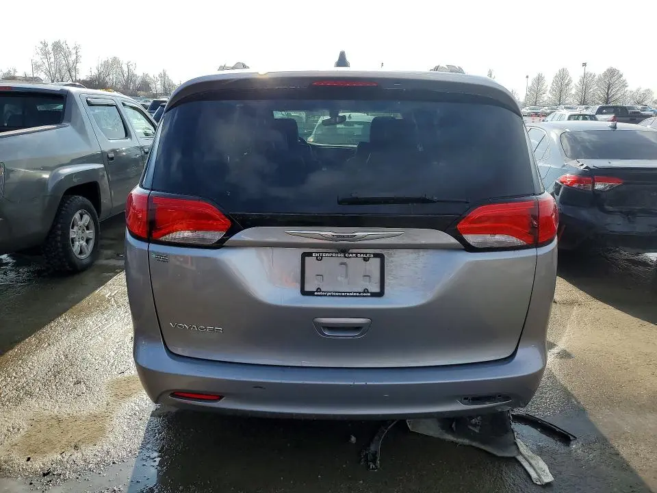 2021 CHRYSLER VOYAGER LXI  