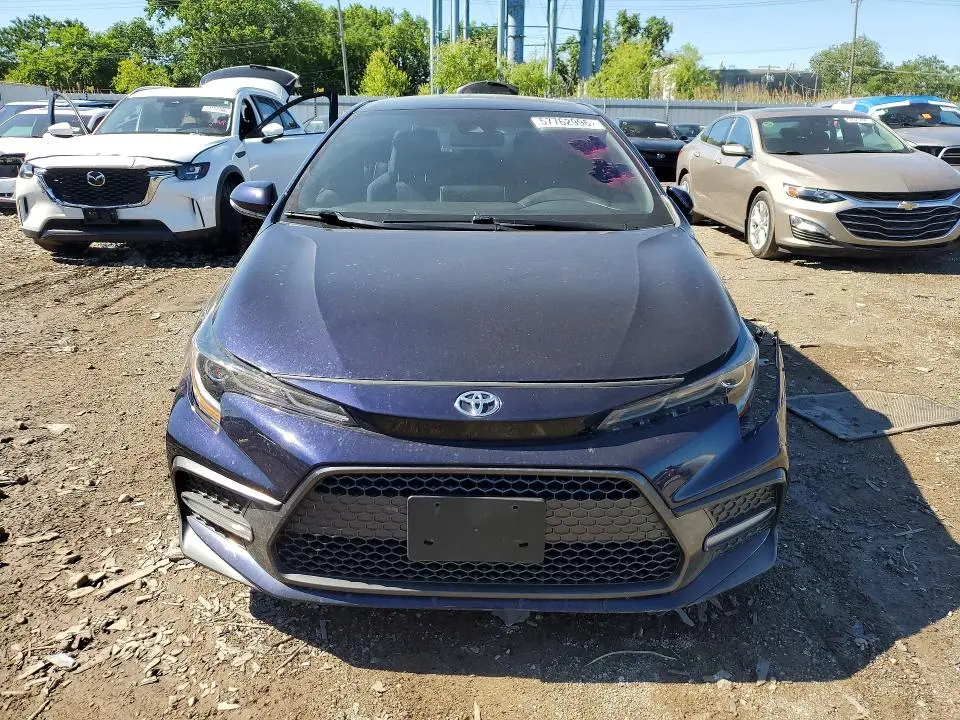 2020 TOYOTA COROLLA SE  