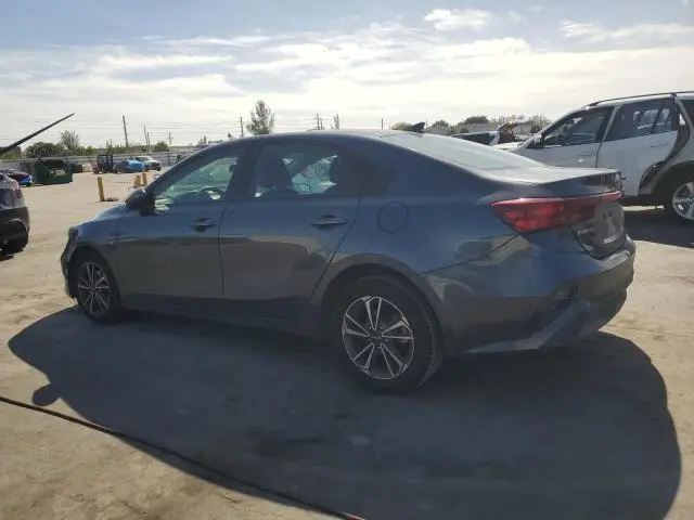 2023 KIA FORTE LX  
