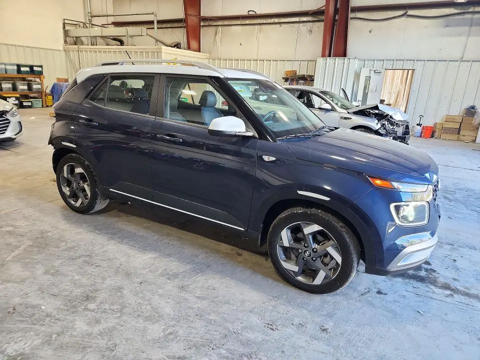 2025 HYUNDAI VENUE LIMITED  