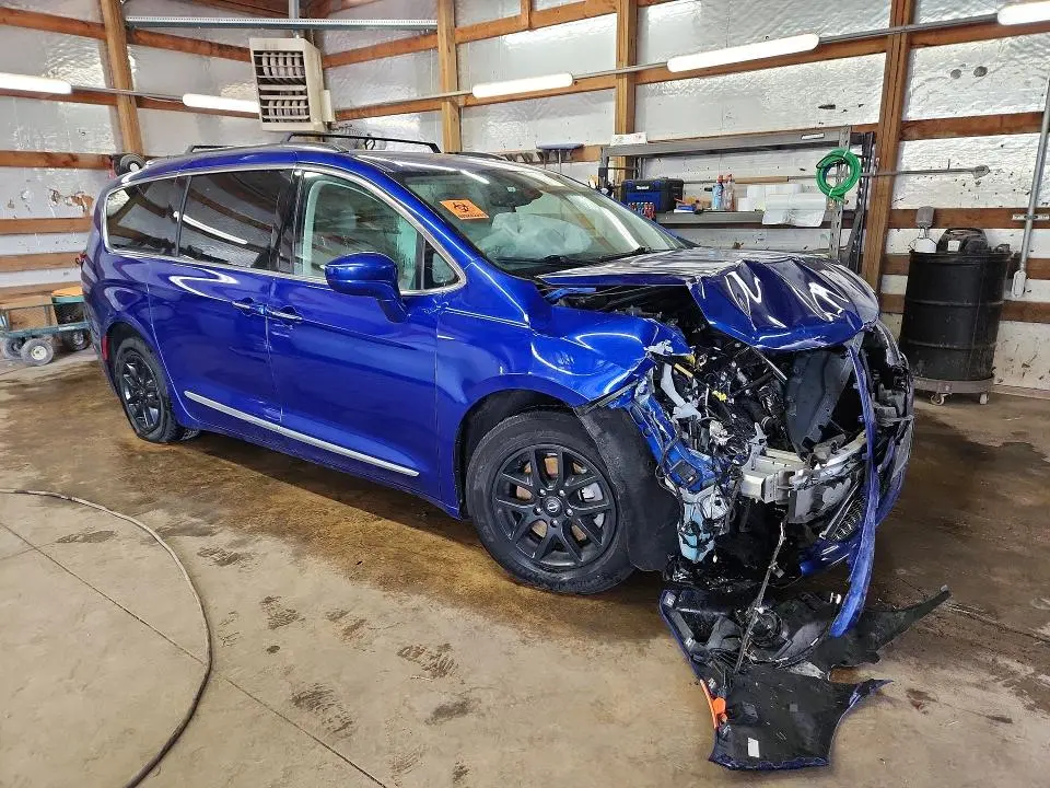 2020 CHRYSLER PACIFICA TOURING L  