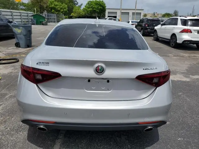 2021 ALFA ROMEO GIULIA SPORT  
