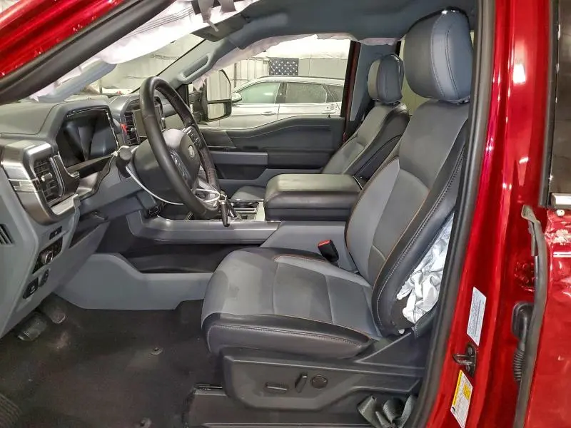 2025 FORD F150 LARIAT  