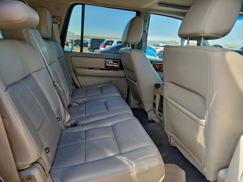 2013 LINCOLN NAVIGATOR   