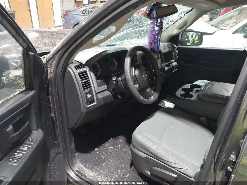 2018 RAM 1500 TRADESMAN  4X2 6'4 BOX