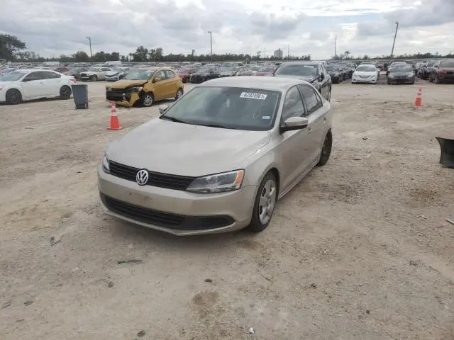 2014 VOLKSWAGEN JETTA SE