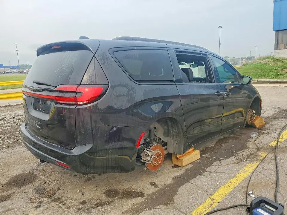 2021 CHRYSLER PACIFICA TOURING L  