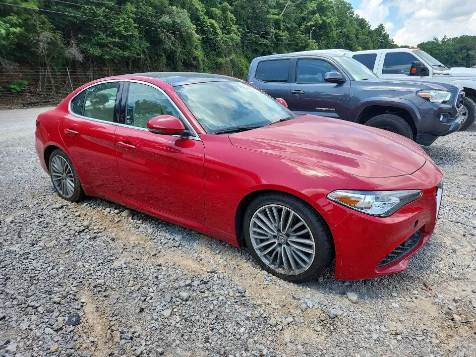 2017 ALFA ROMEO GIULIA TI  
