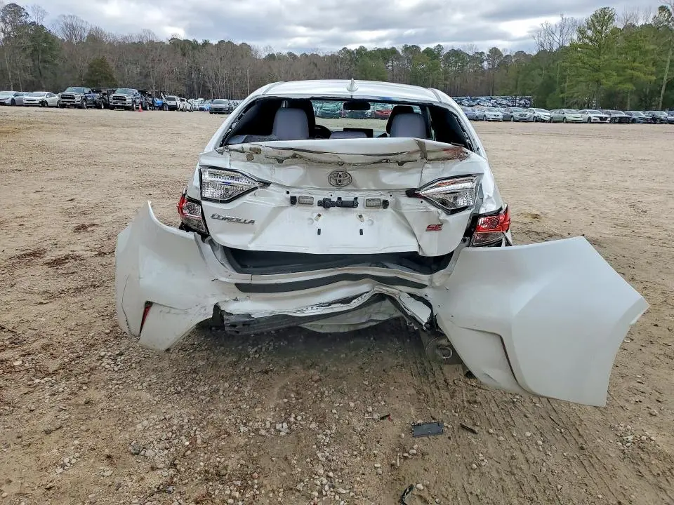 2023 TOYOTA COROLLA SE  