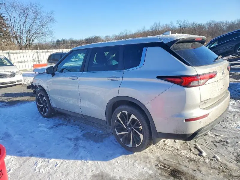 2022 MITSUBISHI OUTLANDER ES  