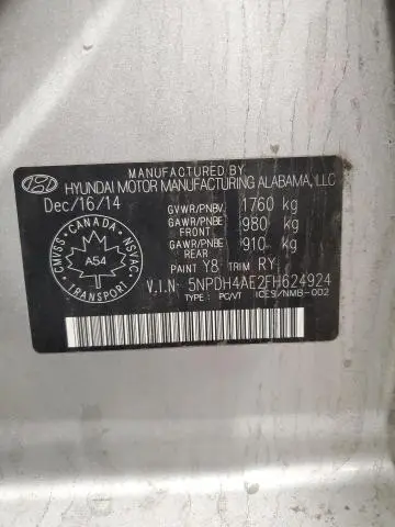 2015 HYUNDAI ELANTRA SE  