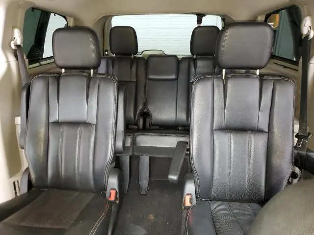 2011 CHRYSLER TOWN & COUNTRY TOURING L  