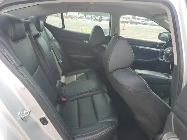 2020 NISSAN MAXIMA SV  
