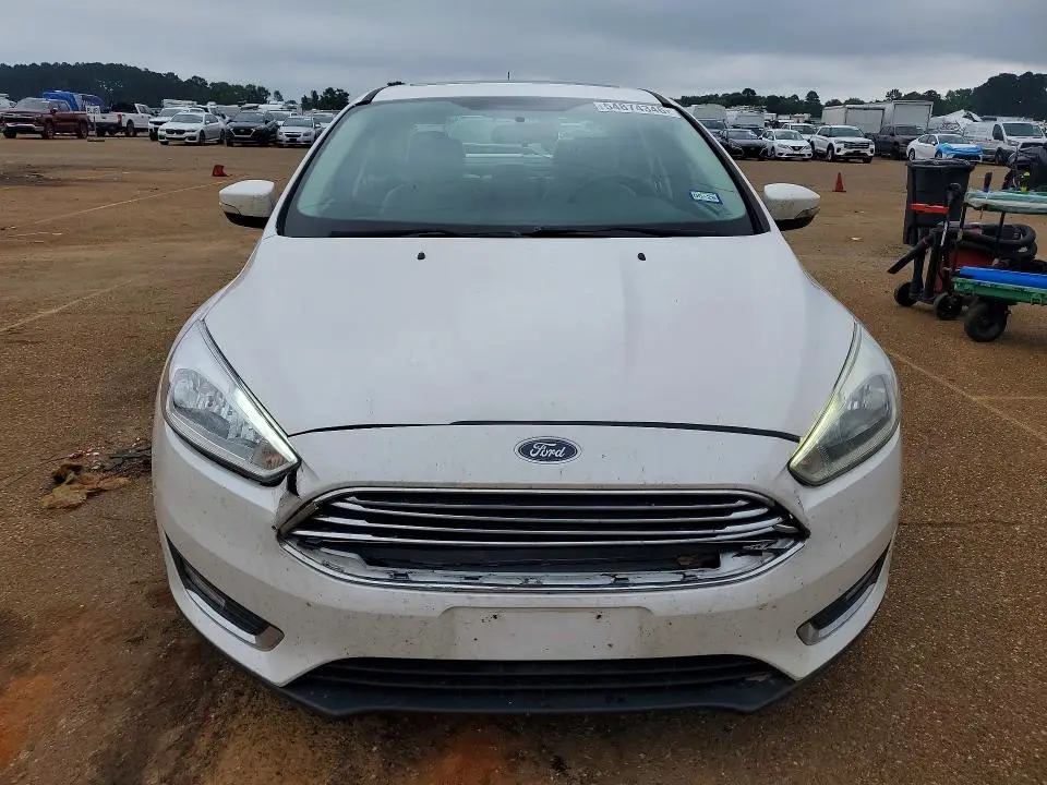 2016 FORD FOCUS TITANIUM  