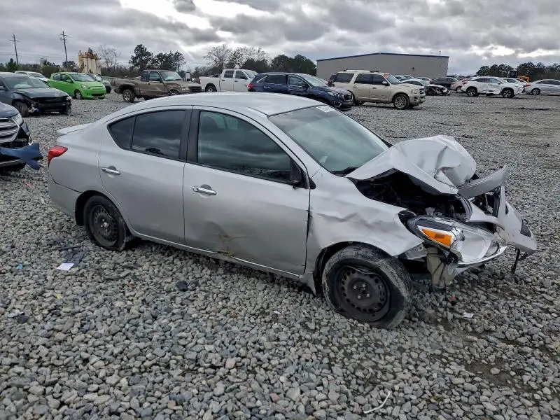 2018 NISSAN VERSA S  