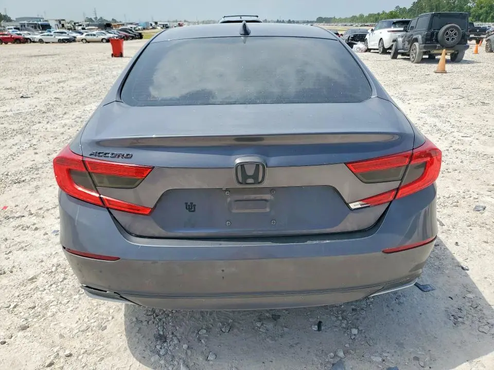 2019 HONDA ACCORD LX  
