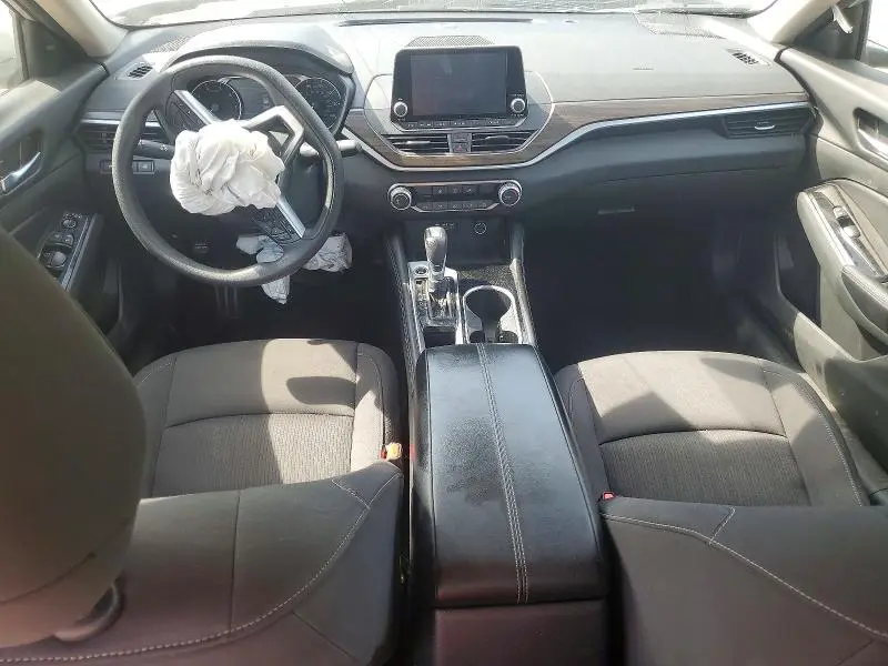 2023 NISSAN ALTIMA SV  