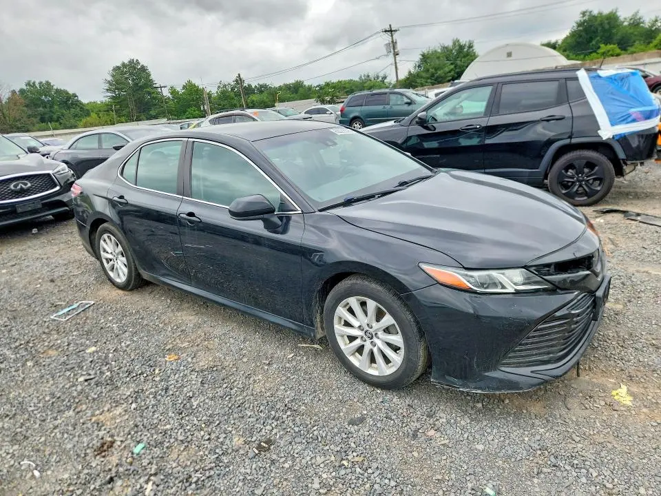 2019 TOYOTA CAMRY LE  