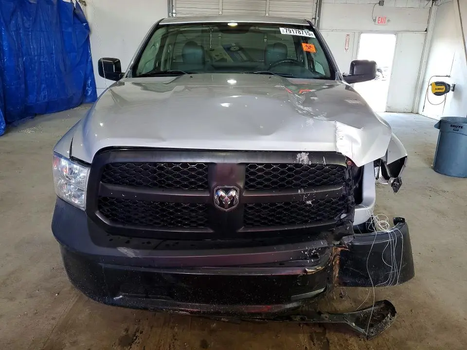 2014 RAM 1500 ST  