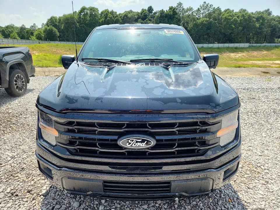 2025 FORD F150 XLT  