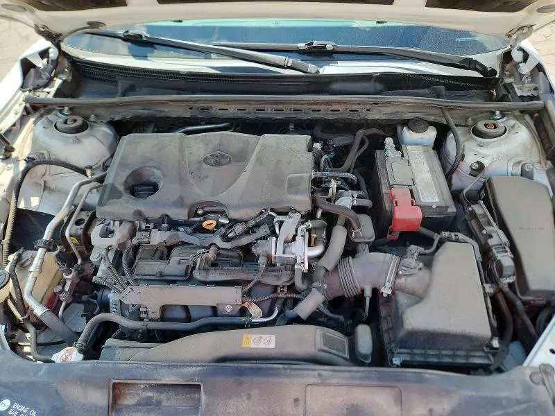 2019 TOYOTA CAMRY XLE  