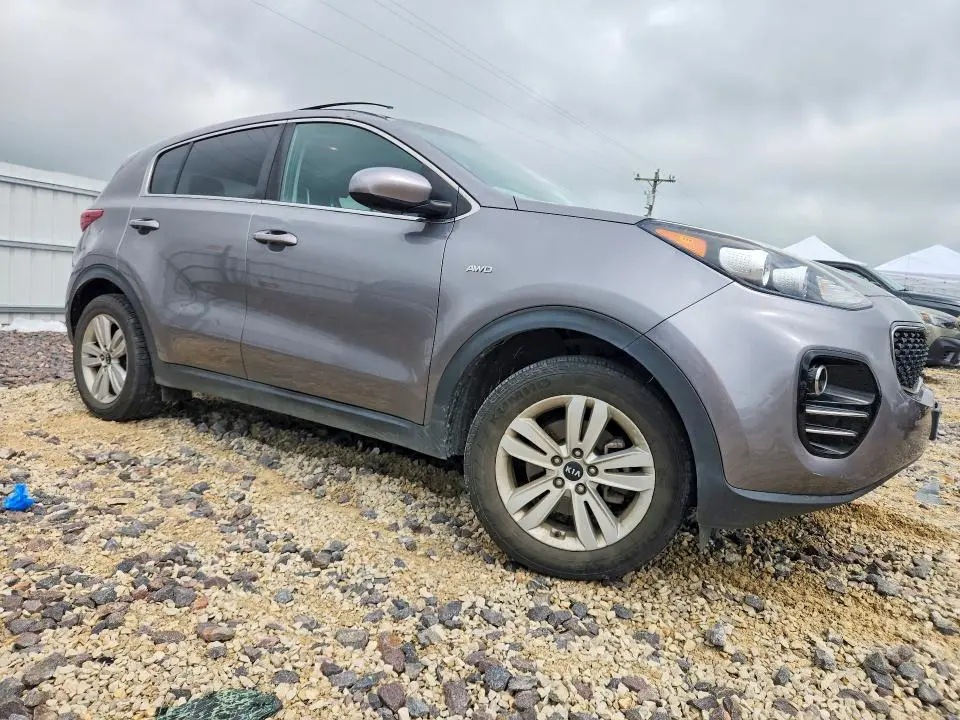 2018 KIA SPORTAGE LX  
