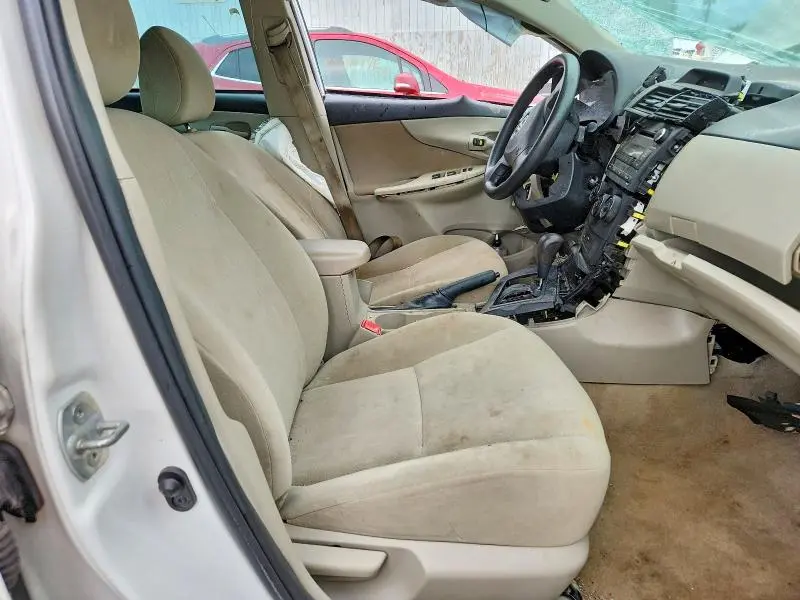 2013 TOYOTA COROLLA L  