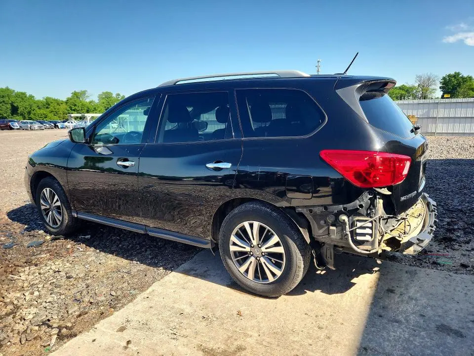 2017 NISSAN PATHFINDER SV  
