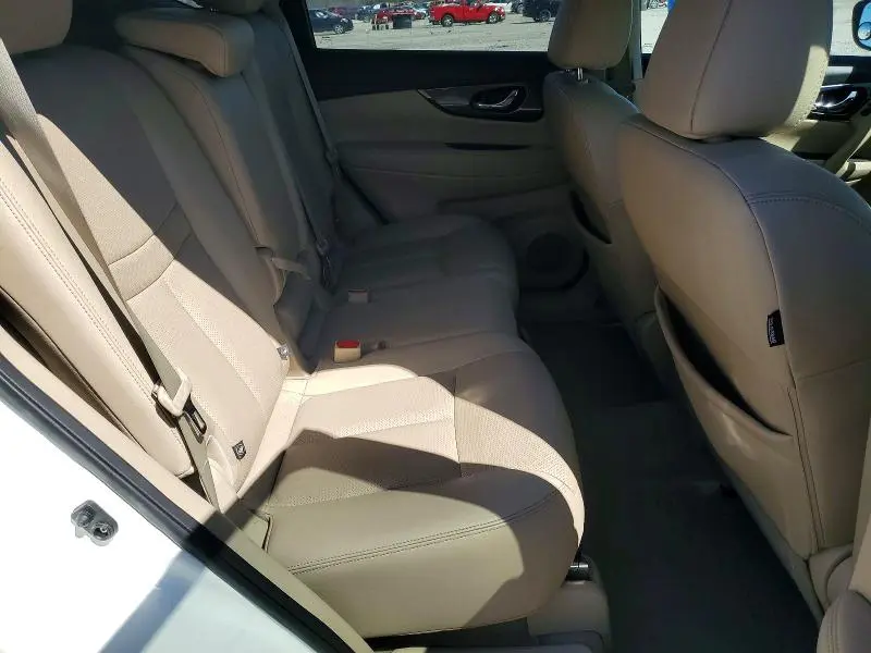 2015 NISSAN ROGUE SL  